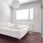 شقة Two-story By The River