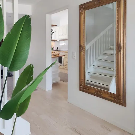 Two-story By The River Appartamento Rovaniemi