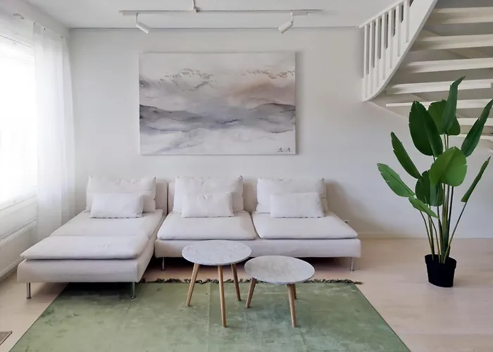 Two-story By The River アパート ロヴァニエミ