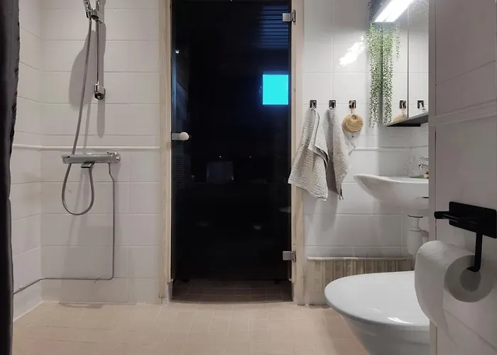 アパート Two-story By The River *